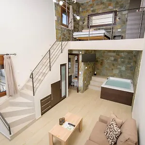  Διαμέρισμα Stone Suites